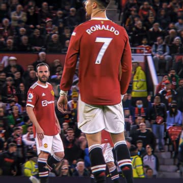 Bro 37 Year old controls the ball 😮‍💨🔥