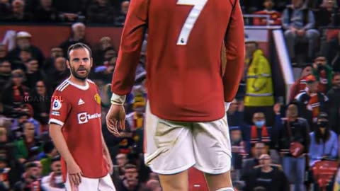 Bro 37 Year old controls the ball 😮‍💨🔥