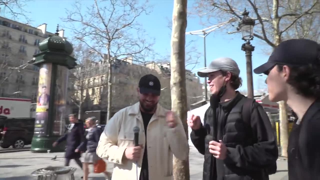 ON PRANK LA STREET AVEC LES BERYWAM !!!