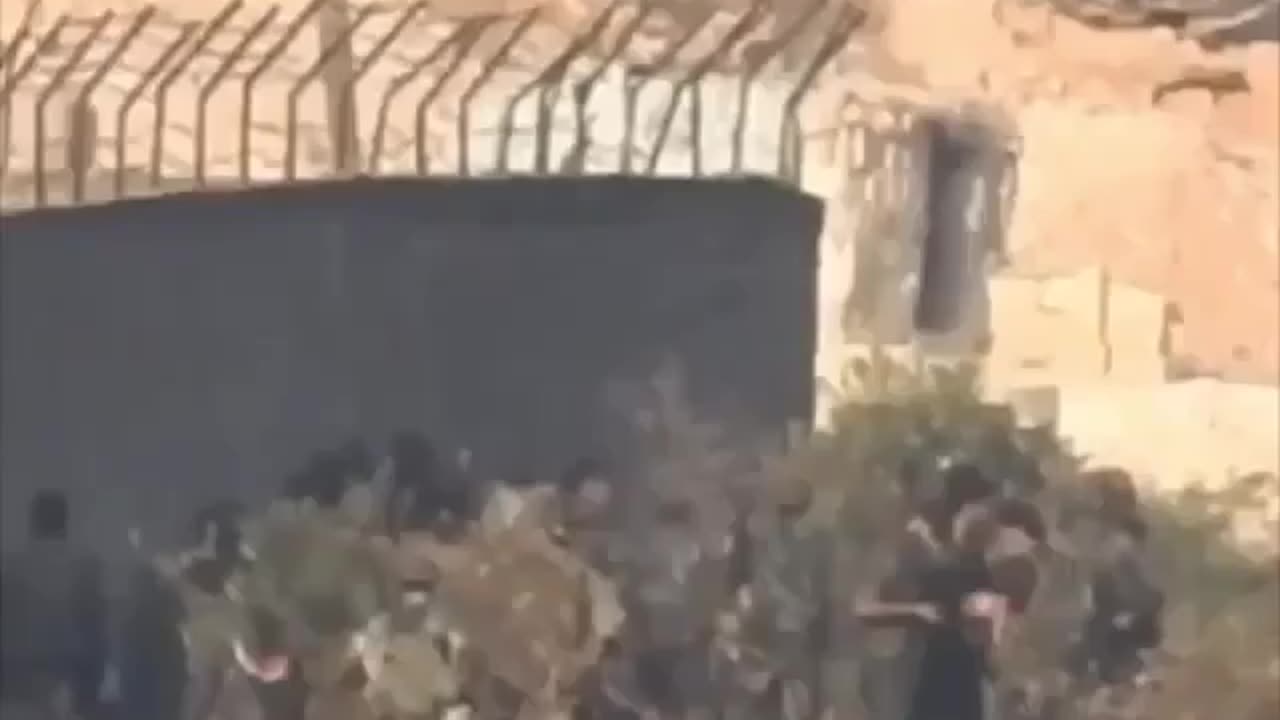 Large Group of IDF Trapped and Bombed