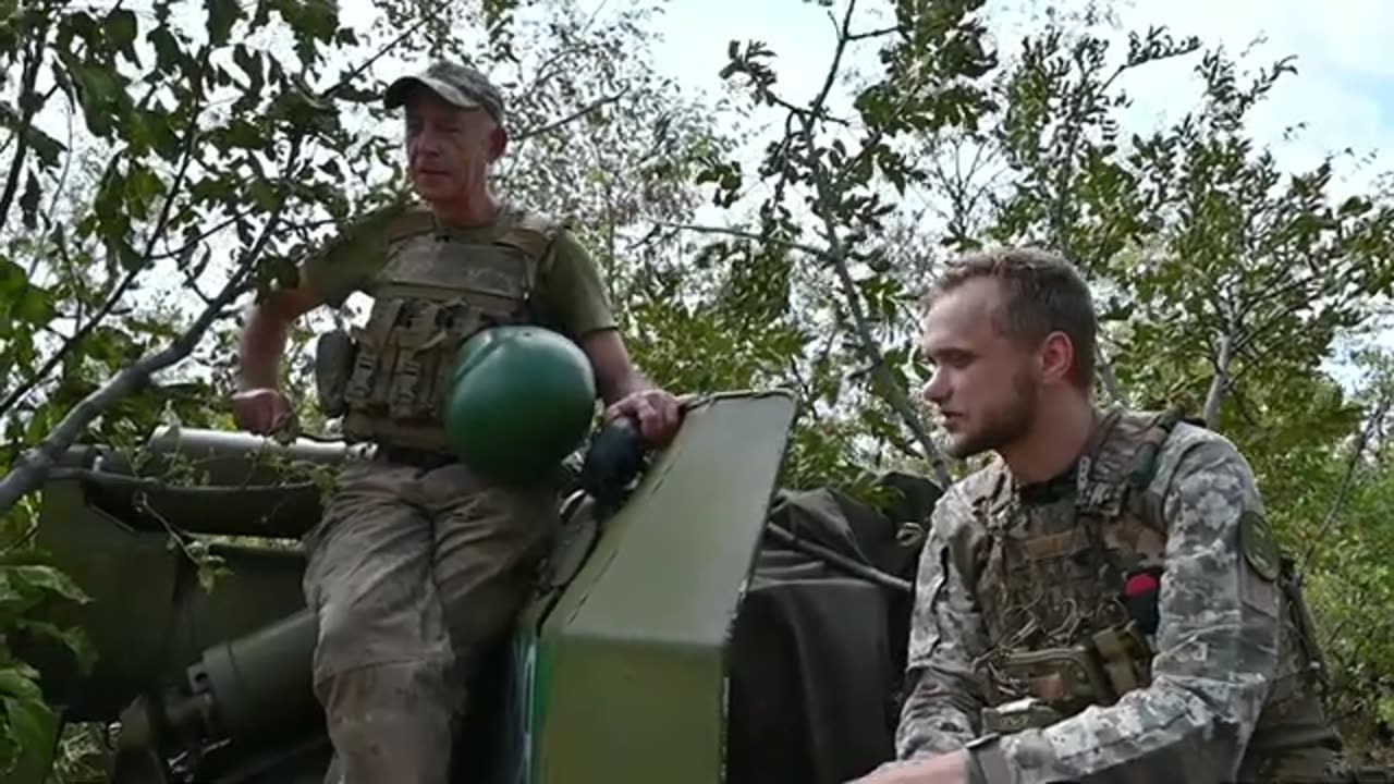 Incredible Video from the Crew of a Soviet Heavy Gun Captured from Russians in Kursk