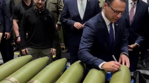 PA Gov Josh Shapiro signs an Artillery Shell while Zelensky Smiles in the Background…