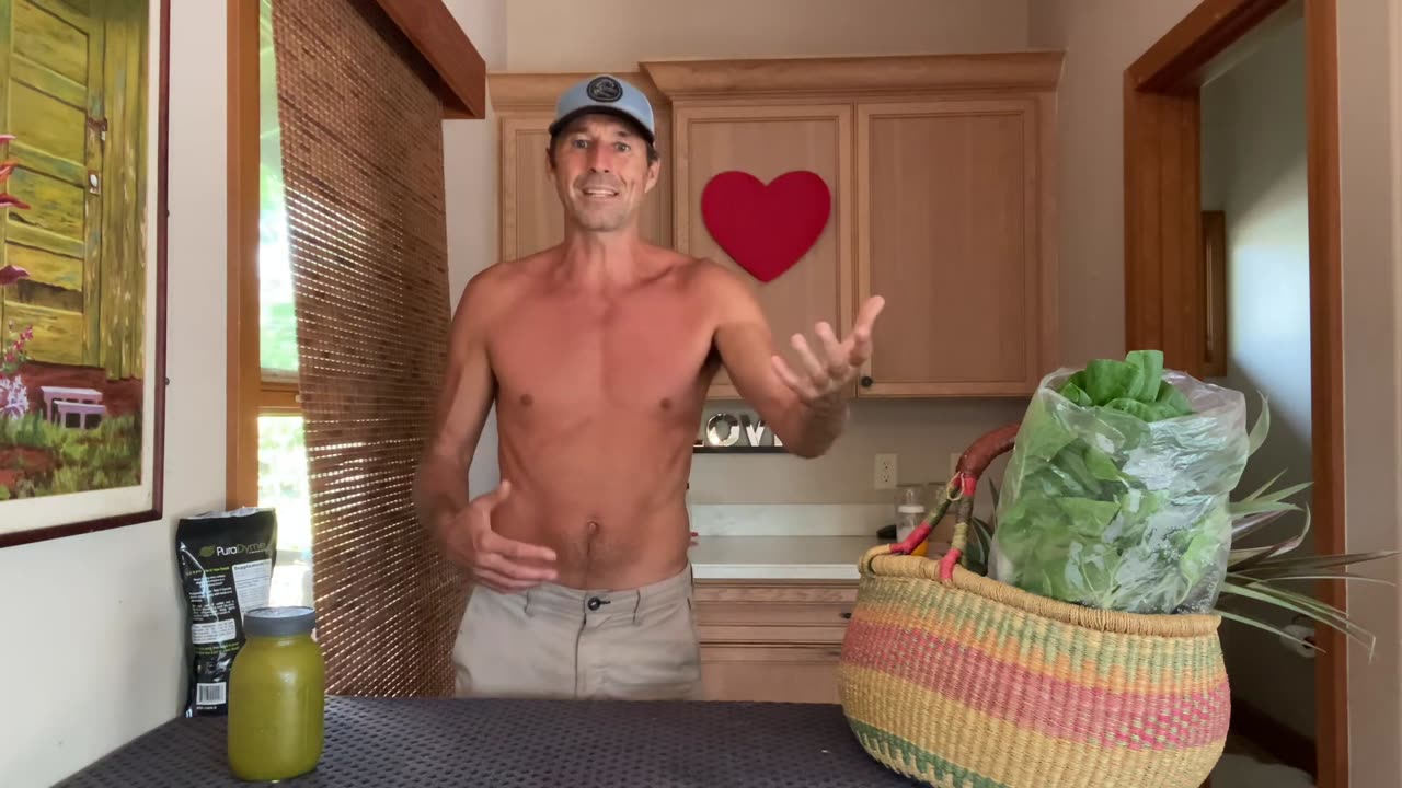 HOW TO KEEP YOUR NUTS FRESH AND HEALTHY