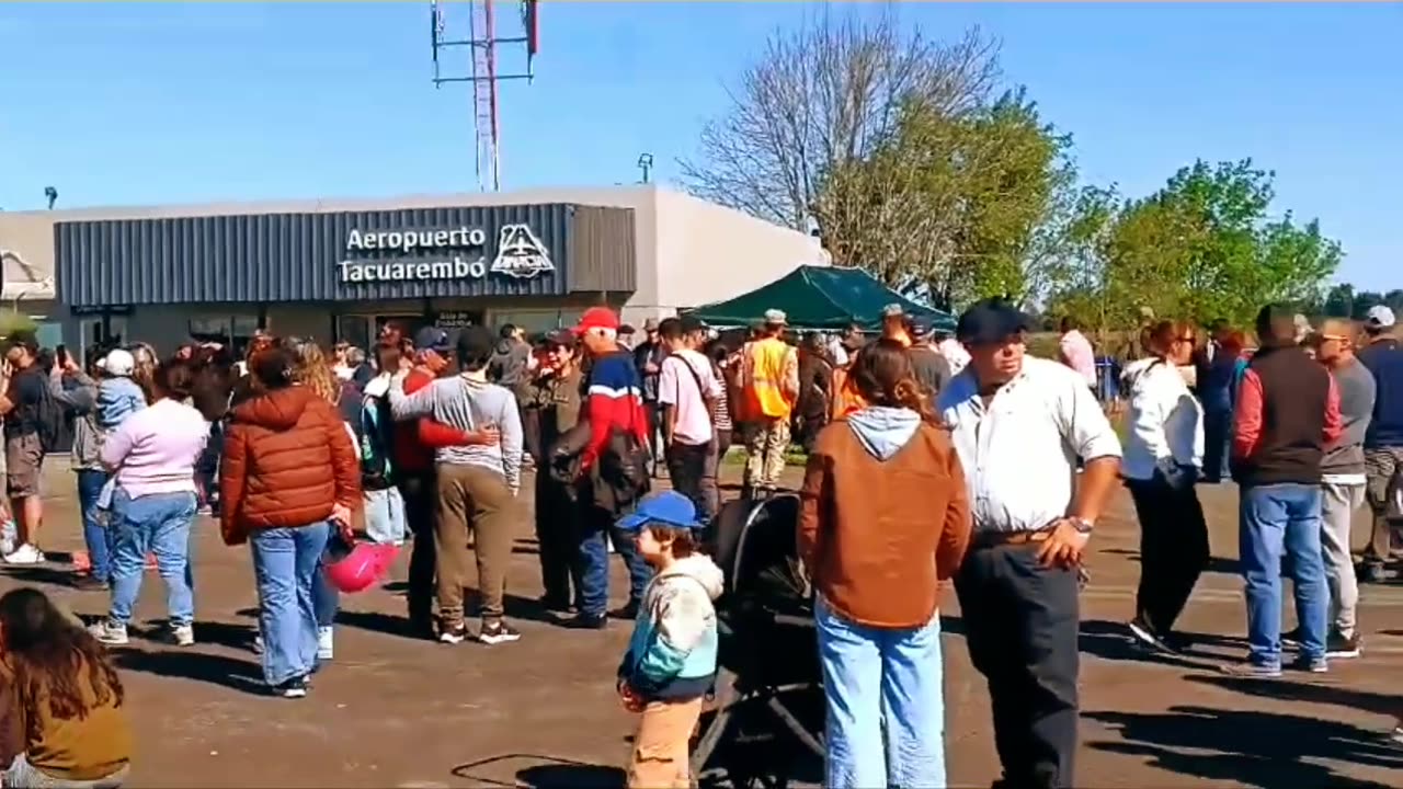 Aeropuerto Abierto en Tacuarembó - Escuadrón de Vuelo Avanzado, FAU (03/10/2024)