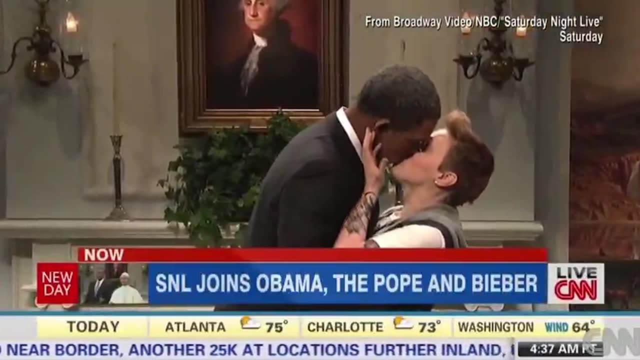 SNL did a skit of Obama kissing Justin Bieber