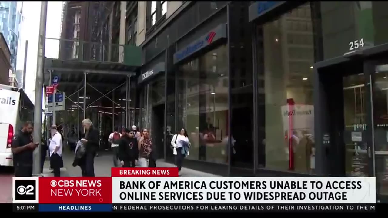 SIGN OF WHATS COMING BANK OF AMERICA CUSTOMERS BALANCES GO TO ZERO BUT THEIR DEBT STILL REMAINS.mp4