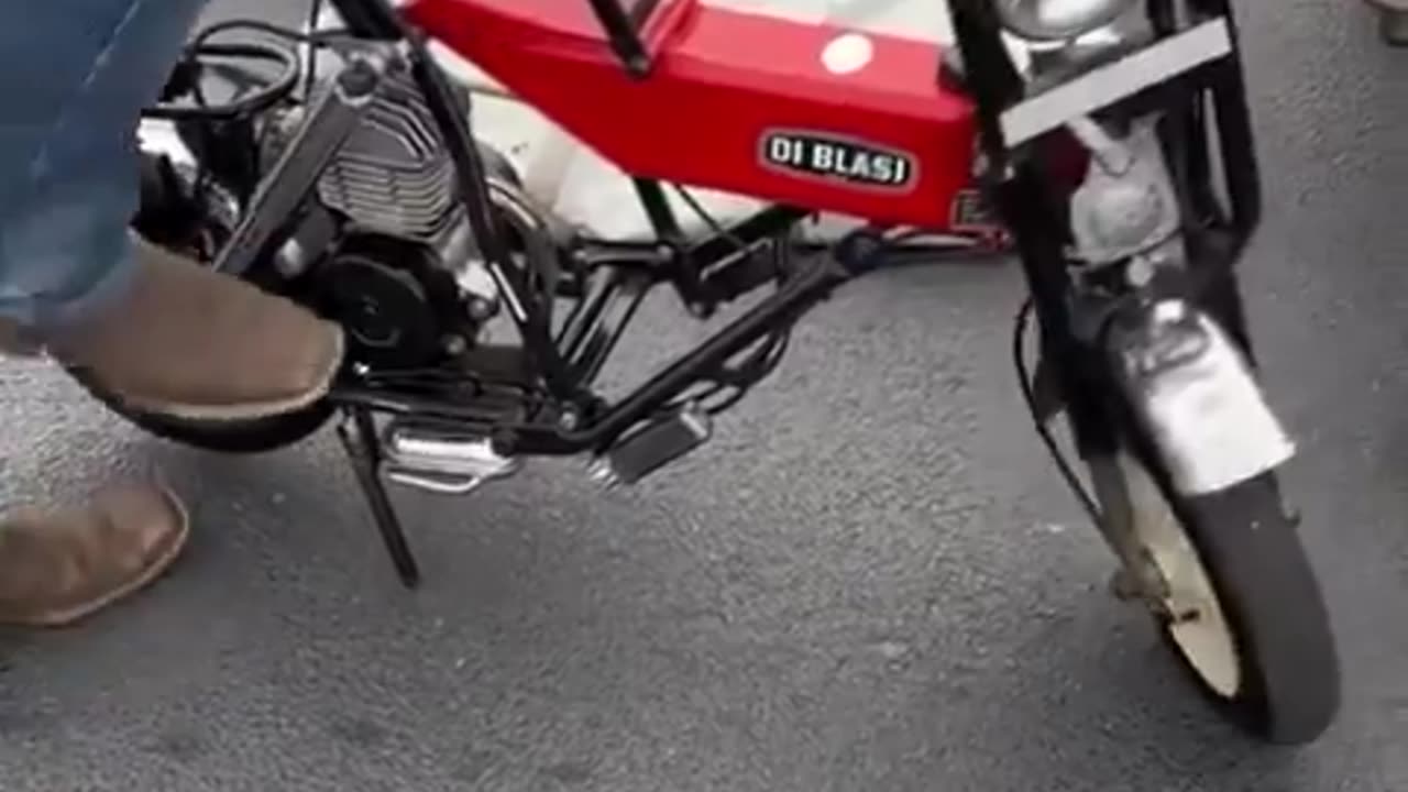 1978 Di Blasi R7 suitcase bike