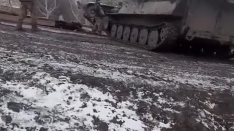 The Ukrainian army moved the military equipment to the front section Artyomovsk