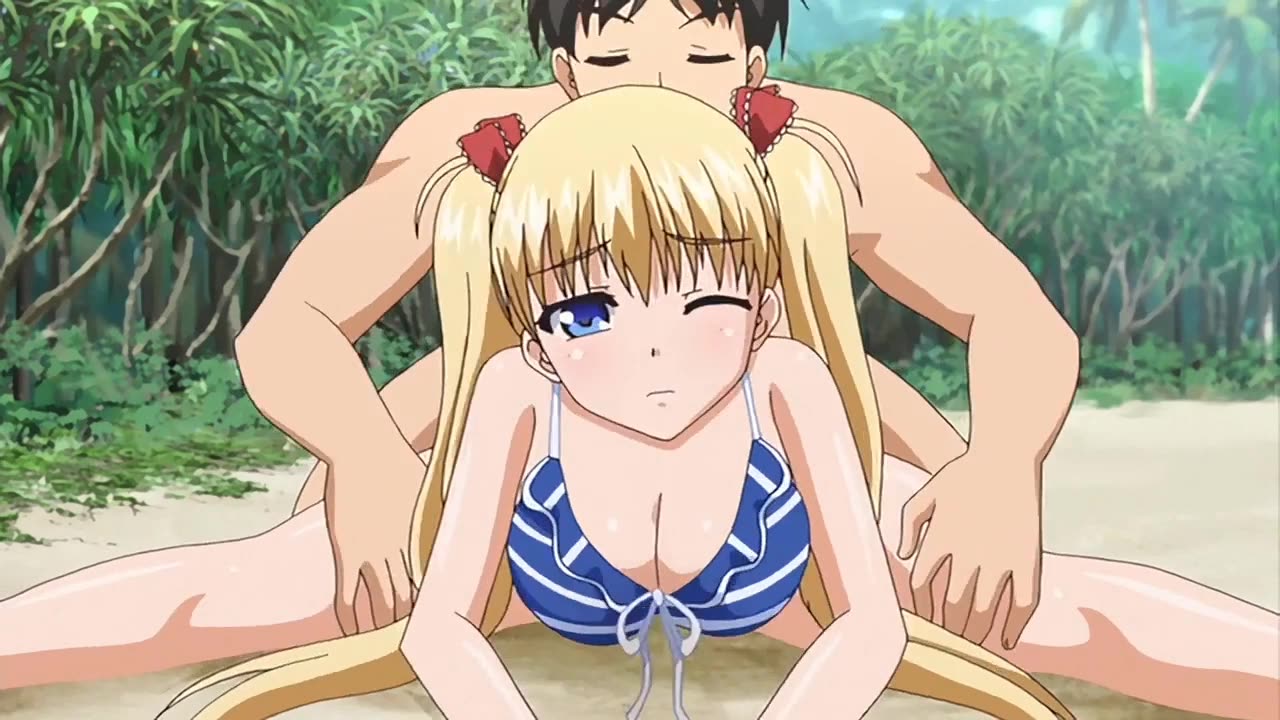 Normal day at the beach 🏖️🍈🤭
