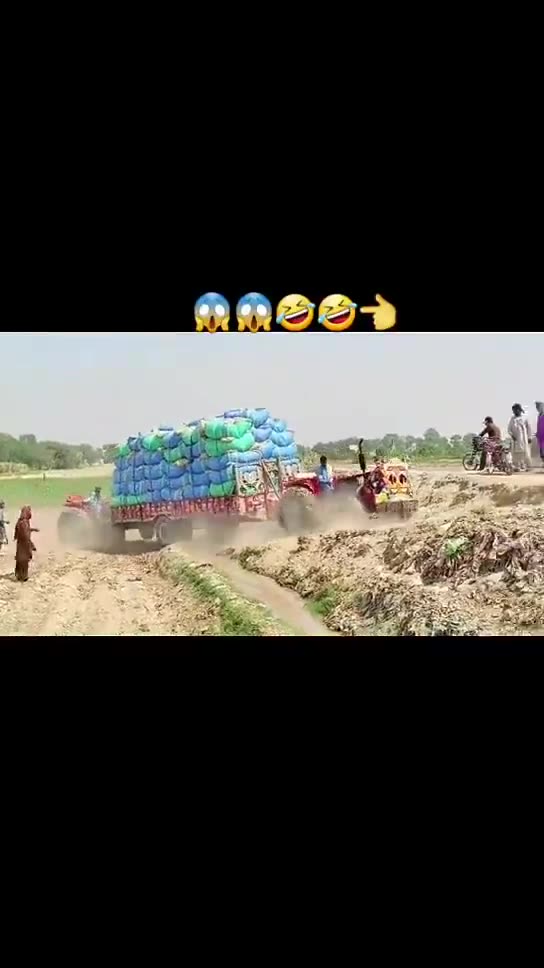 "Danger on the Road: Overloaded Truck Driven by Reckless Driver Causes Chaos"