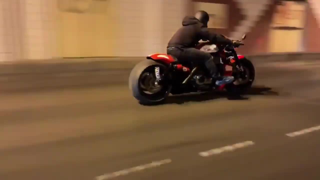 Harley-Davidson V-Rod ‘Turbo’ by DD Design