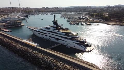 YACHT "AHPO" - 115M IN PORT OF ANTIBES