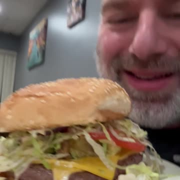 Always a good time for an Avocado Burger! OH! #burger