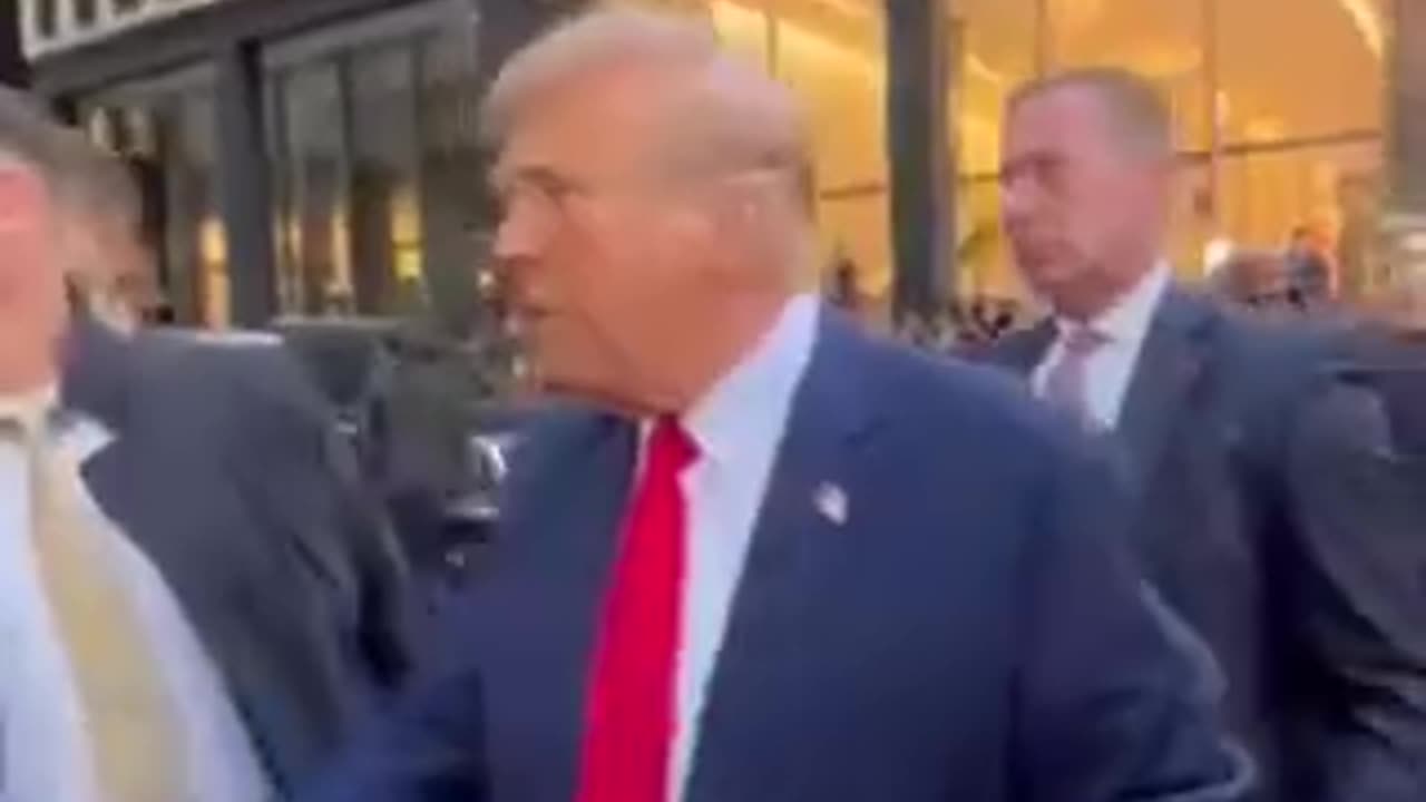 “LOVE THAT HAT MAN… WANT ME TO SIGN IT?” .