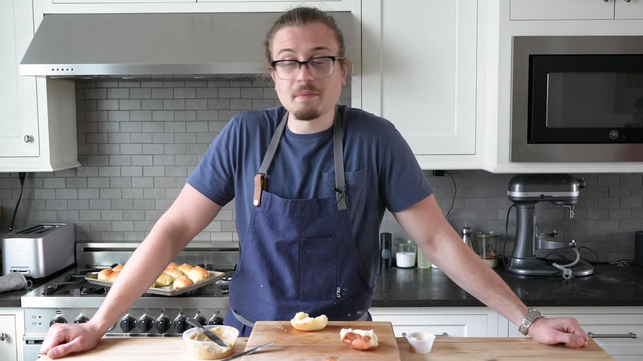 Making Texas Roadhouse Rolls At Home | But Better