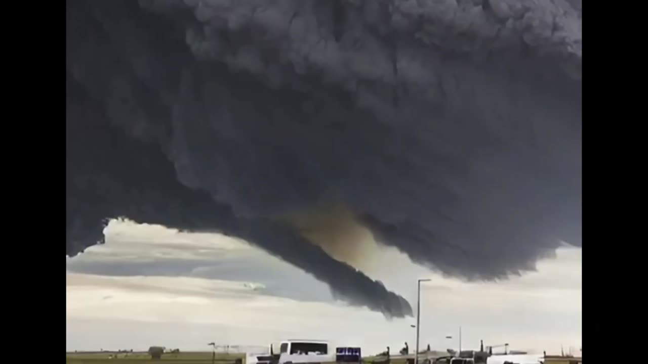 Rope Funnel Cloud Forming