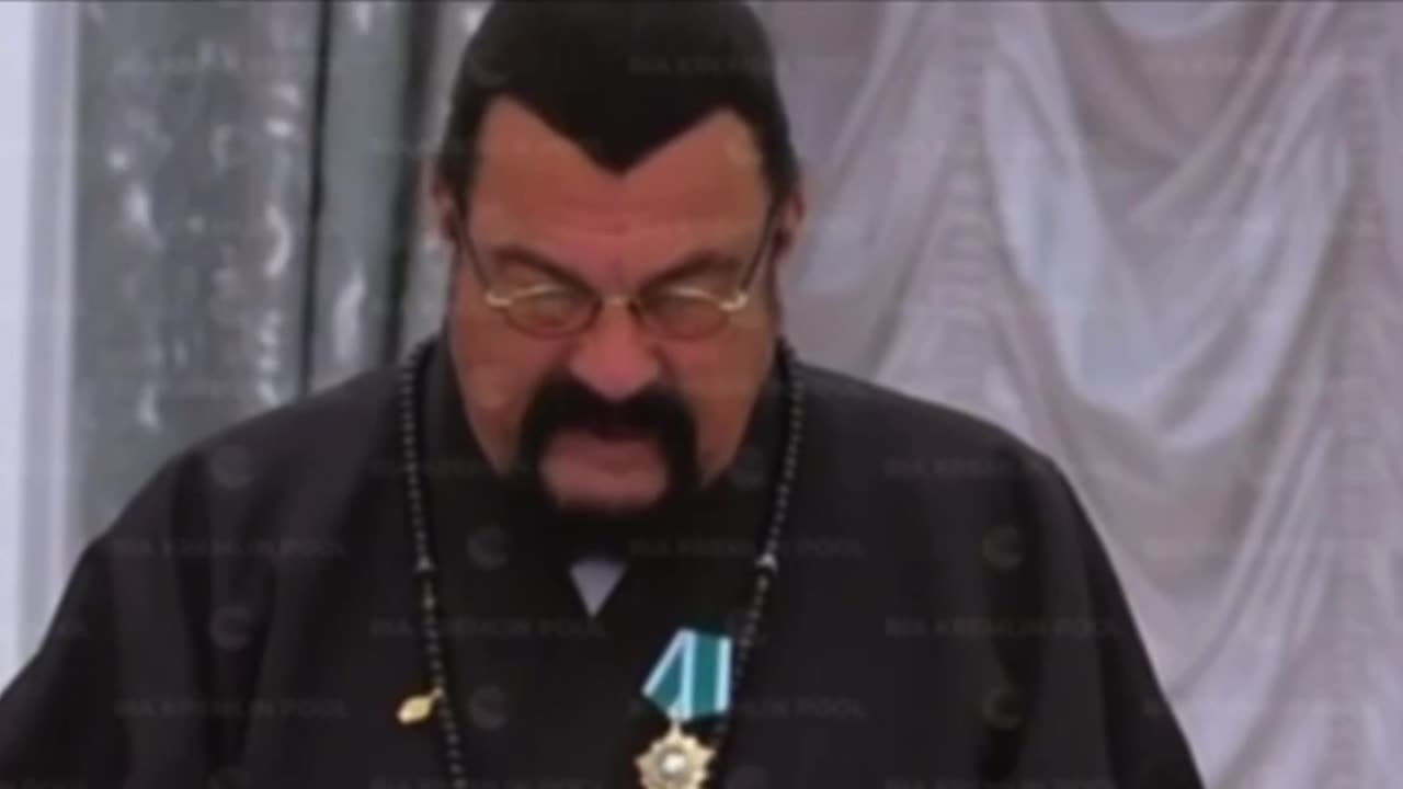 Steven Seagal declares Ukraine 'known for trafficking'