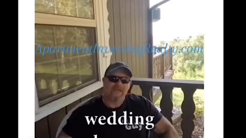 Thinking Outside the Box 📦 Wedding Dresses 👗 🤔 😁