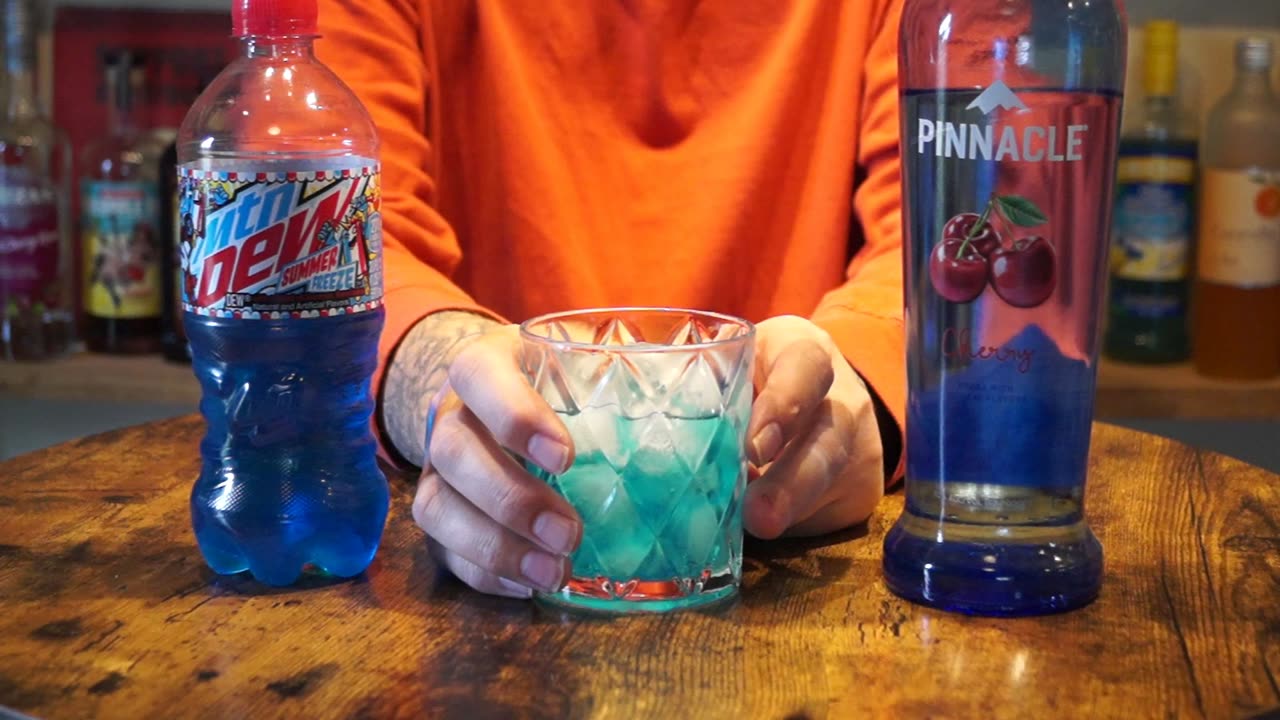 Pinnacle Cherry Vodka & Mtn Dew Summer Freeze