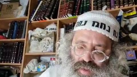 כדאמרה ליה ההיא אמתא דבי רבי לההוא גברא עד מתי אתה מסלסל בשערך אימא תורה - שיר נ נח מסכת נזיר דף ג