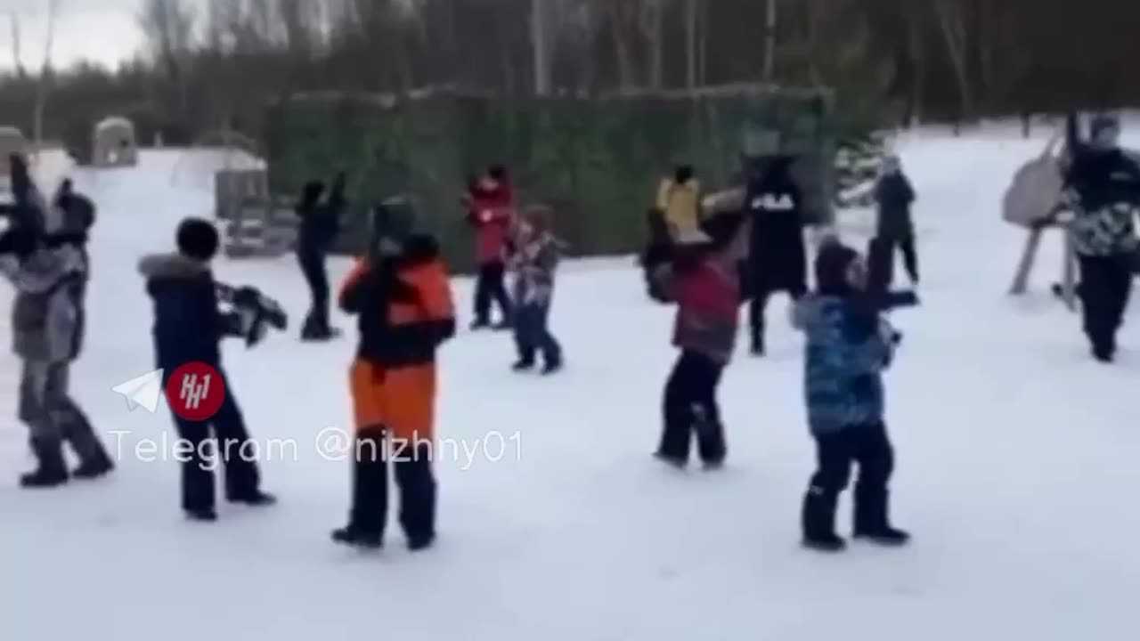 Kids in Grade School are Now Required to Do Military Training Drills in Russia