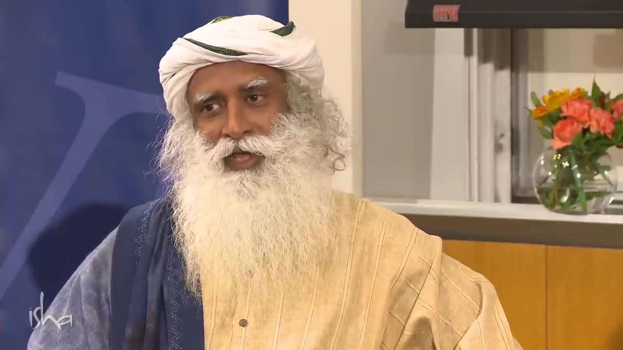 What Separates Leaders From Managers - Sadhguru at Wharton (English Subtitles)