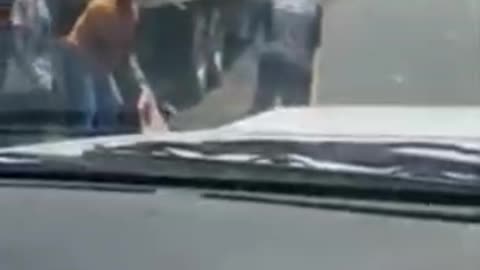 Looting from truck in KZN_30012023