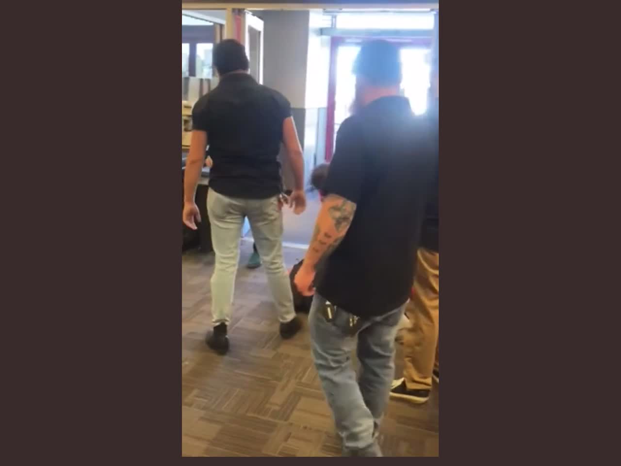 Albuquerque NM Guitar Center employee removes belligerent drunk customer who tried to steal