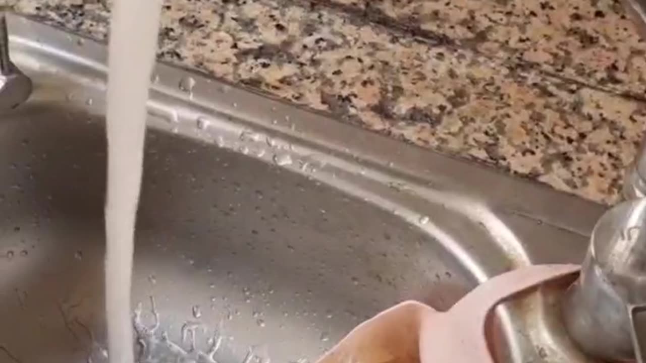 How to make the cleanest water at home