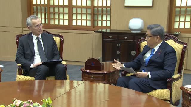 NATO Secretary General Jens Stoltenberg with the Minister of Foreign Affairs of South Korea 🇰🇷 Park Jin, 29 JAN 2023