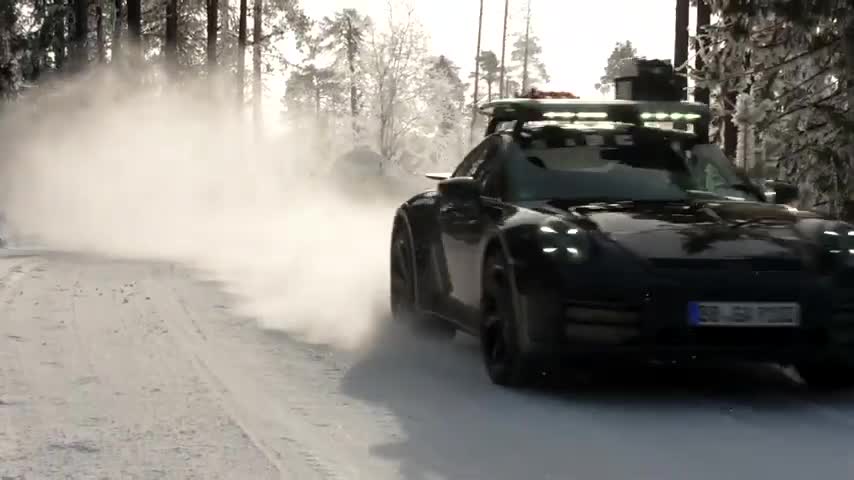 Porsche 911 Dakar Test Drive on Snow and Ice