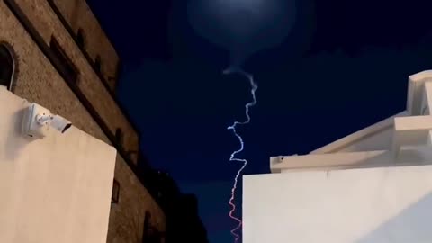 What kind of white footprints and stripes appeared in the sky