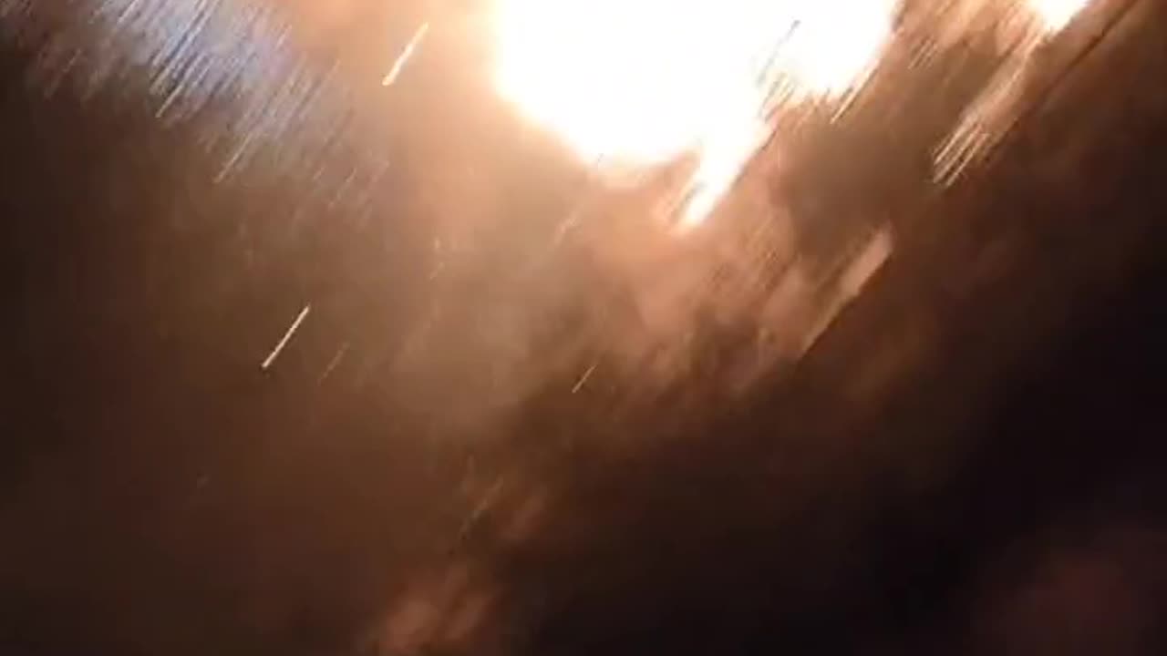 🇷🇺🇺🇦 Epic destruction of Ukrainian ammunition depot