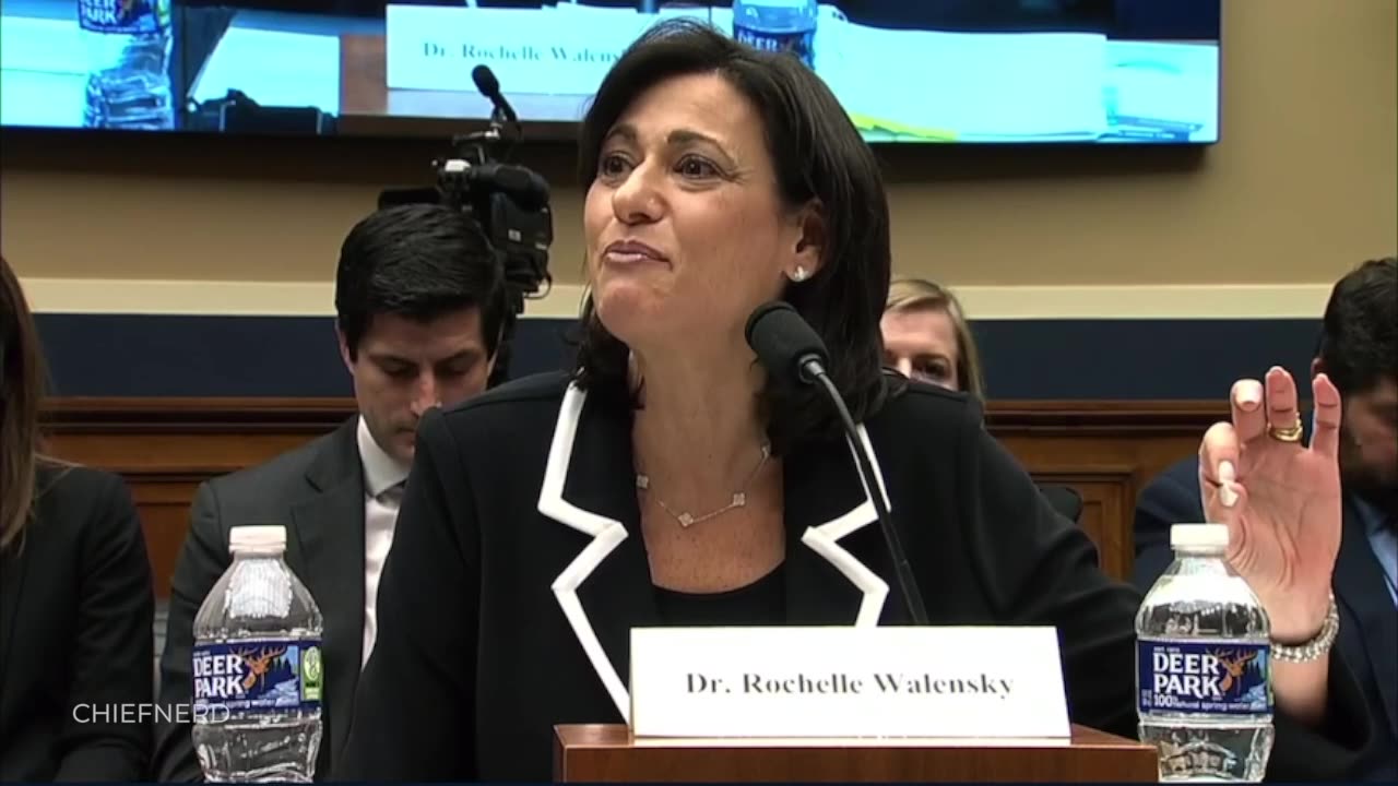 🚩 Walensky: "Even today, I can't tell you how many people have been vaccinated in the hospital"