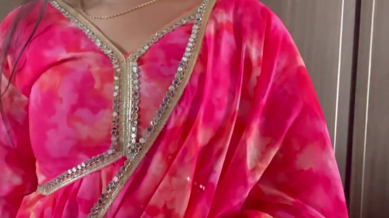 Wow purple saree #shortvideo #telugu #fashionmakeup #skincare #dress #makeupideas #fashion