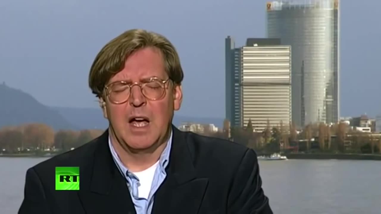 CIA - Journalists Push The War Effort