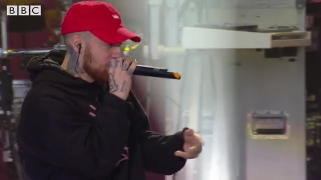 Mac Miller and Ariana Grande - The Way (One Love Manchester) Live