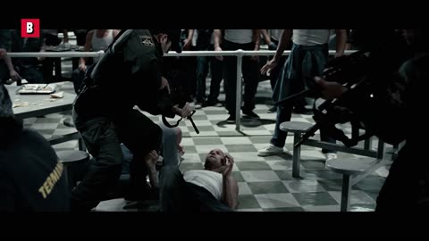 Qualcuno ha sputato nel cibo di Jason Statham | Death Race | Clip in Italiano