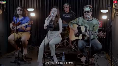 KESAKITANKU - ASHANTY - 3PEMUDA BERBAHAYA FEAT VENI NURDAISY COVER