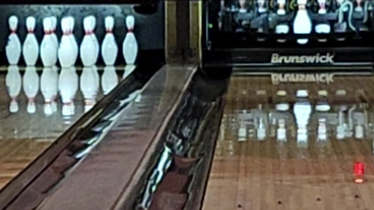 Bowling at Red Rock Resort in Las Vegas, NV, 11/20/24, Game 2; 171 ("Viral" upload)
