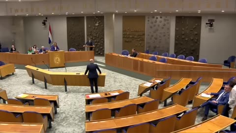 Van Dijk (SP) ONTMASKERT Sjoerdsma als genadeloze OORLOGSHITSER! 'Escalatie ligt op de loer!'