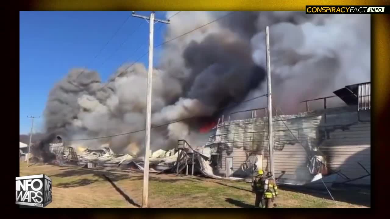 Largest Chicken Farm Burns To Ground With 100,000 Dead Chickens