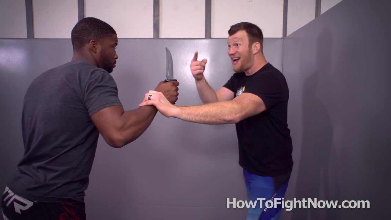 Knife Defense In A Corner