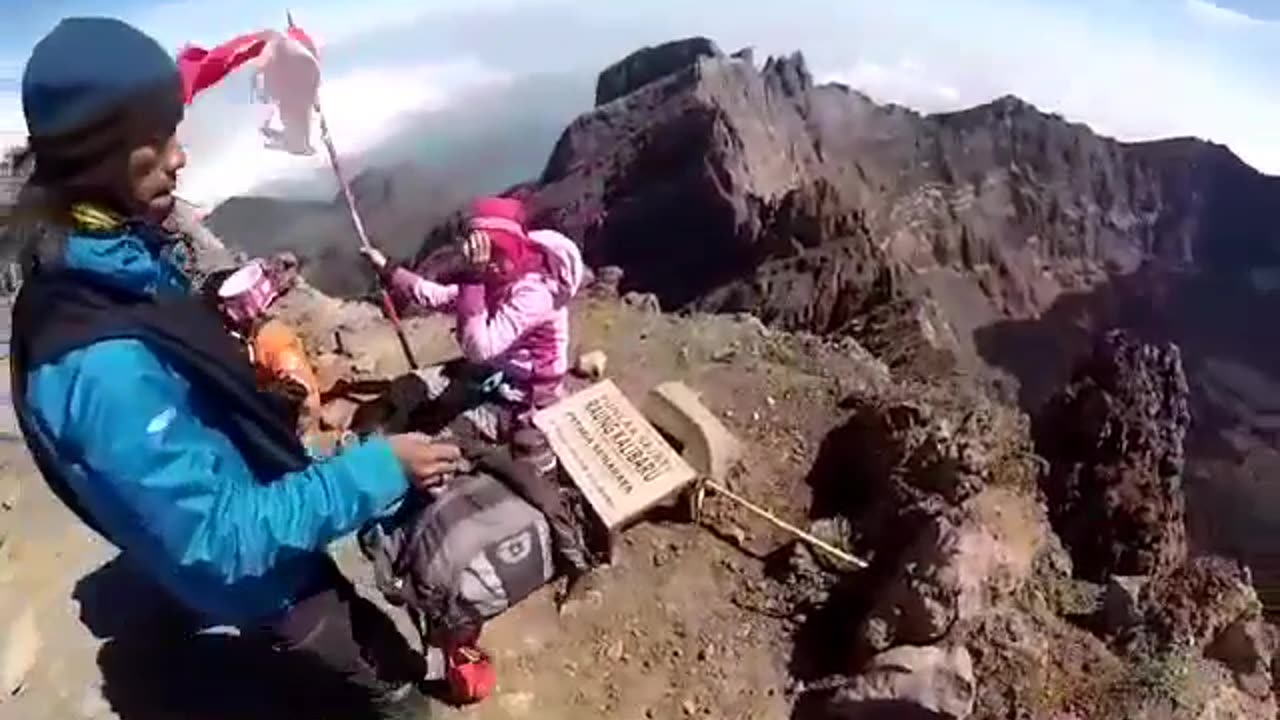 Pendakian puncak gunung Raung