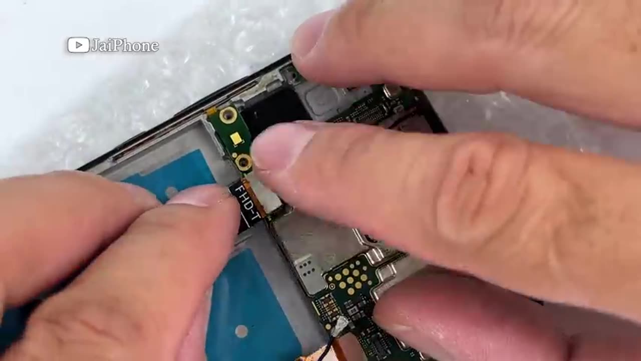 How i Restore Destroyed Phone That i found in Trash
