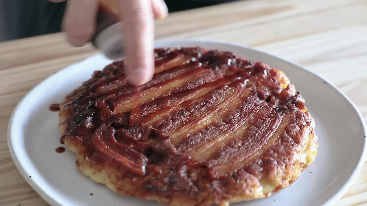 How To Make Traditional Okonomiyaki Easily At Home