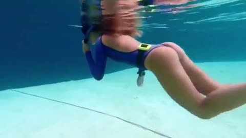 How deep is she going to go？