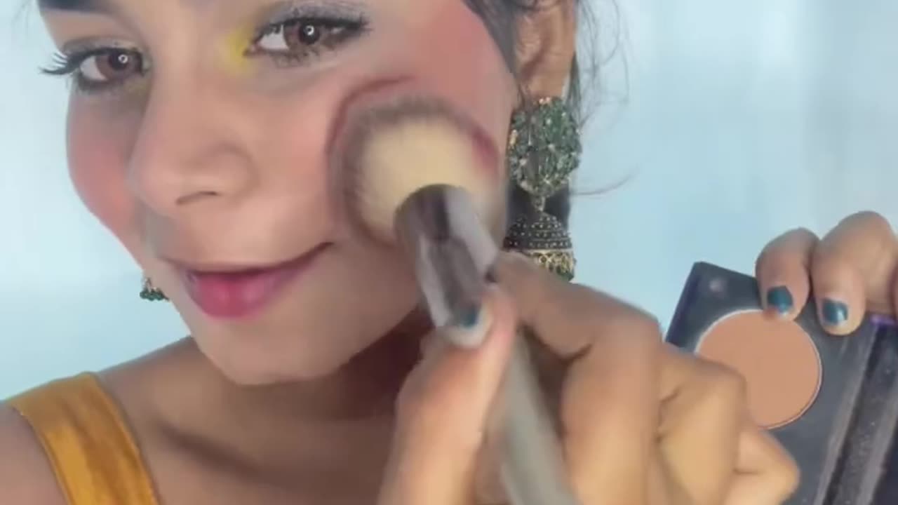 Glam makeup #fashion #makeup #fashionmakeup #shortvideo #makeupworld #makeupideas