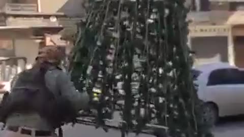 “Syrian Rebels” destroying Christmas decorations in Christian communities in Syria