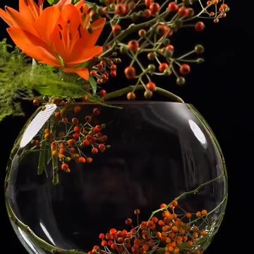 Excellent artwork with natural flowers 🤯🌹